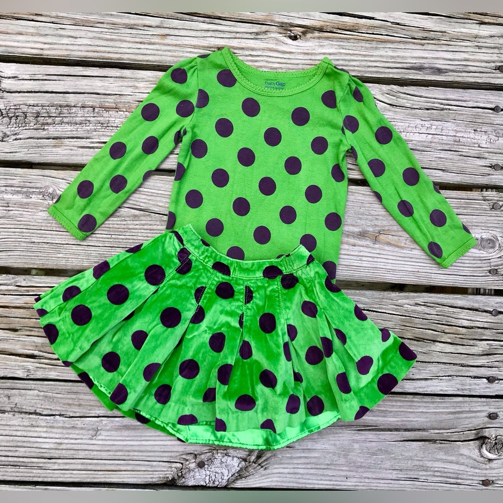 3T Girls GAP Green Polka Dot Set Skirt Knit Top Shirt Holiday Fun Outfit 3 Years - Picture 2 of 13
